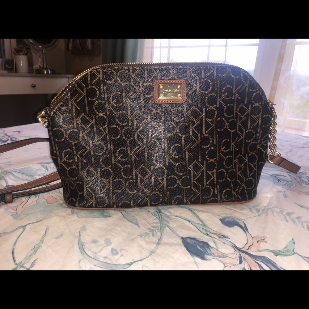 Calvin Klein cross body purse